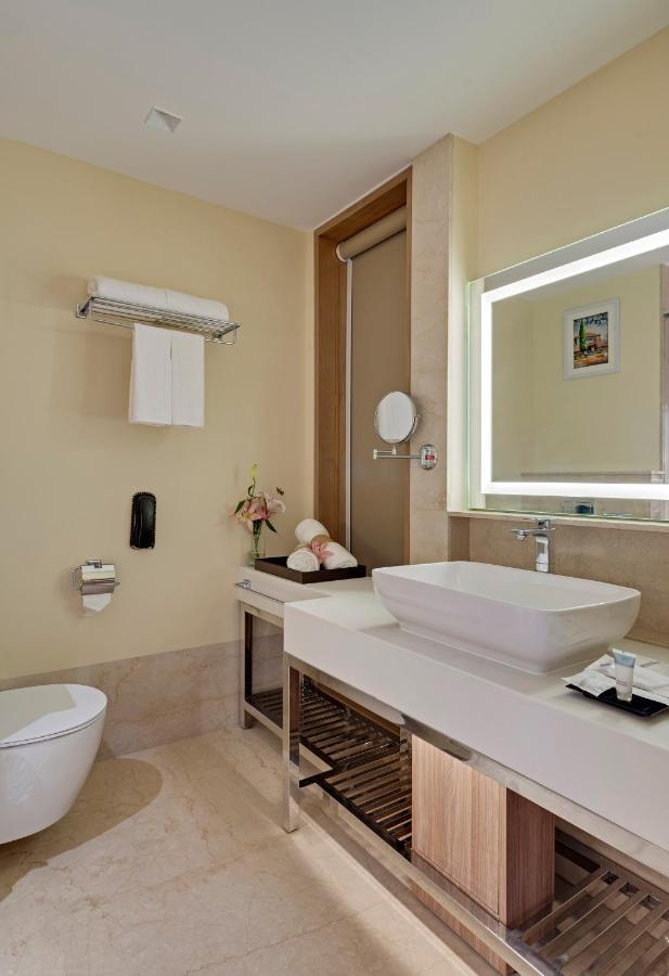O By Tamara, Trivandrum تريفِندرم المظهر الخارجي الصورة Bathroom